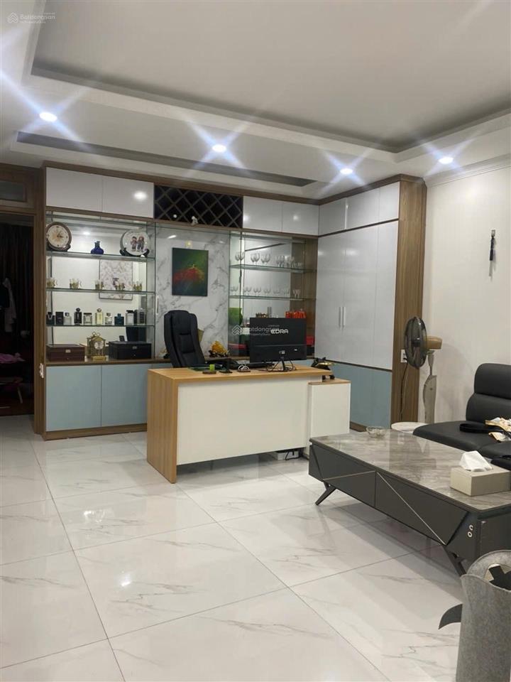 Bán nhà mặt phố lò đúc/ 70m2/ 7 tầng thang máy/ kinh doanh/ vỉa hè/ 73 tỷ