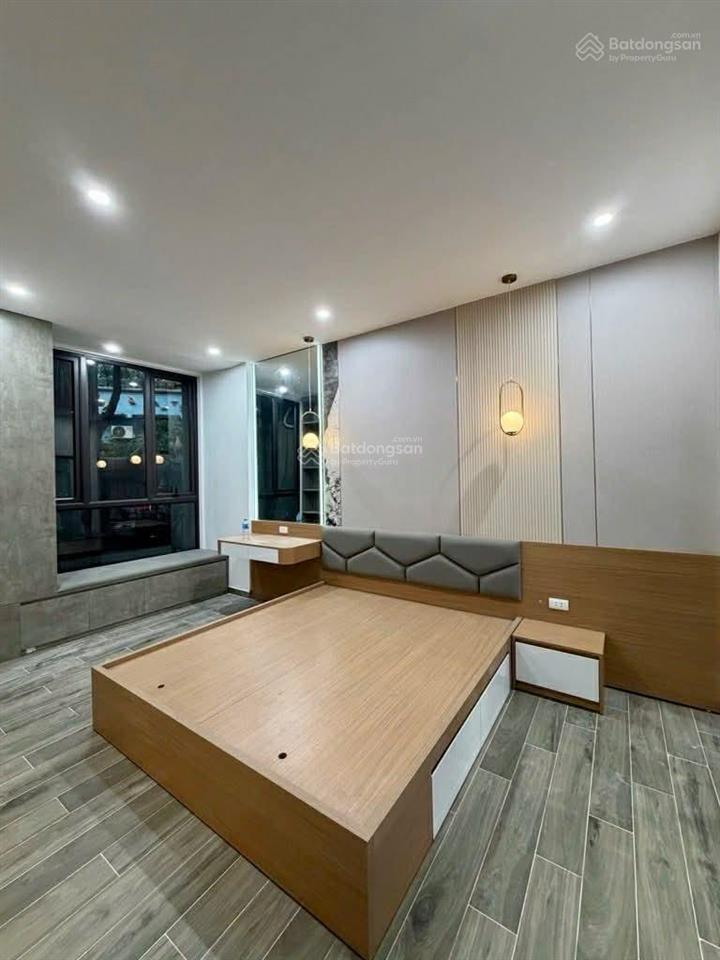 ** 7,99 tỷ  ngọc lâm nhà đẹp ở ngay 30m x 4 tầng  full nội thất