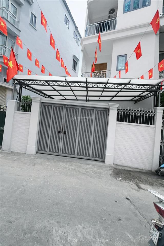 ** 25.5 tỷ nhà ngọc lâm  long biên  83/90m² 4 tầng dân xây  mặt ngõ ô tô thông