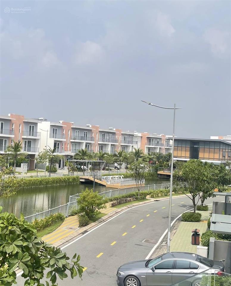 Bán đất mặt tiền 12m tại nguyễn đình thi, 26,5 tỷ, 300m2, sun group đang làm view công viên