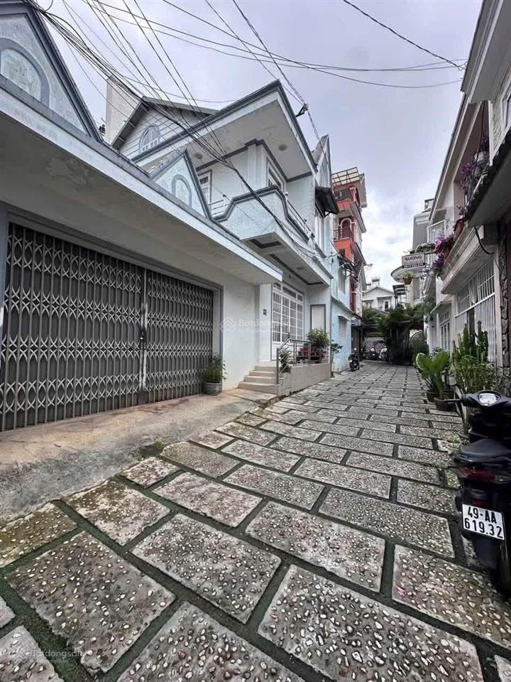 Nhà 127m2 2 mặt tiền phan đình phùng đà lạt giảm còn 9,5 tỷ (giá cũ 10,5 tỷ)