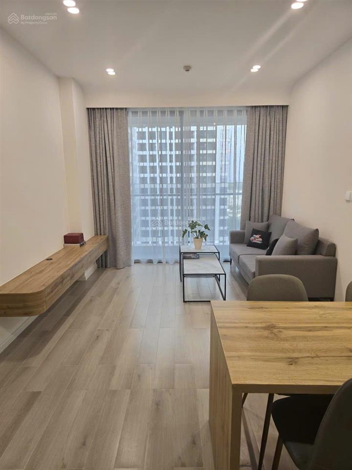 Căn hộ cho thuê lumiere boulevard  vinhomes grand park