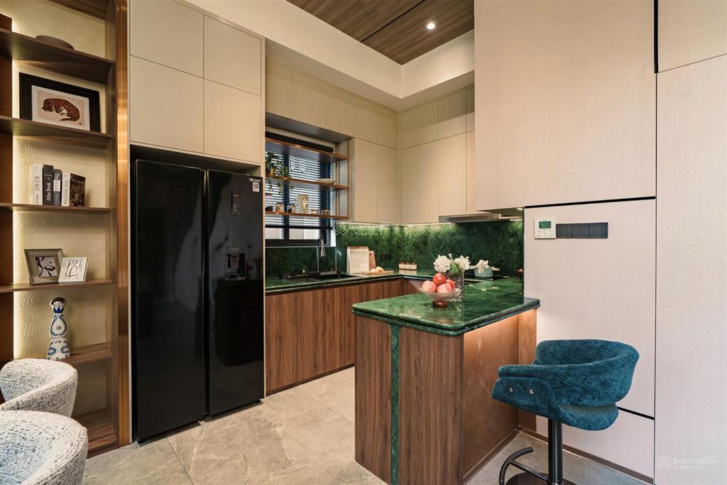 Sang nhượng nhà phố the orchard, căn đẹp, đối diện club house the canoby
