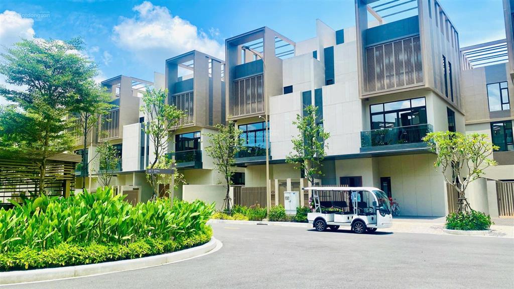 Bán sang nhượng căn song lập the orchard  đối diện công viên island  xem nhà trực tiếp 24/7