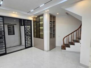 Chính chủ bán nhà triều khúc, ngõ nông, nhà full nội thất, vị trí trung tâm  hiếm nhà bán, 6.3 tỷ