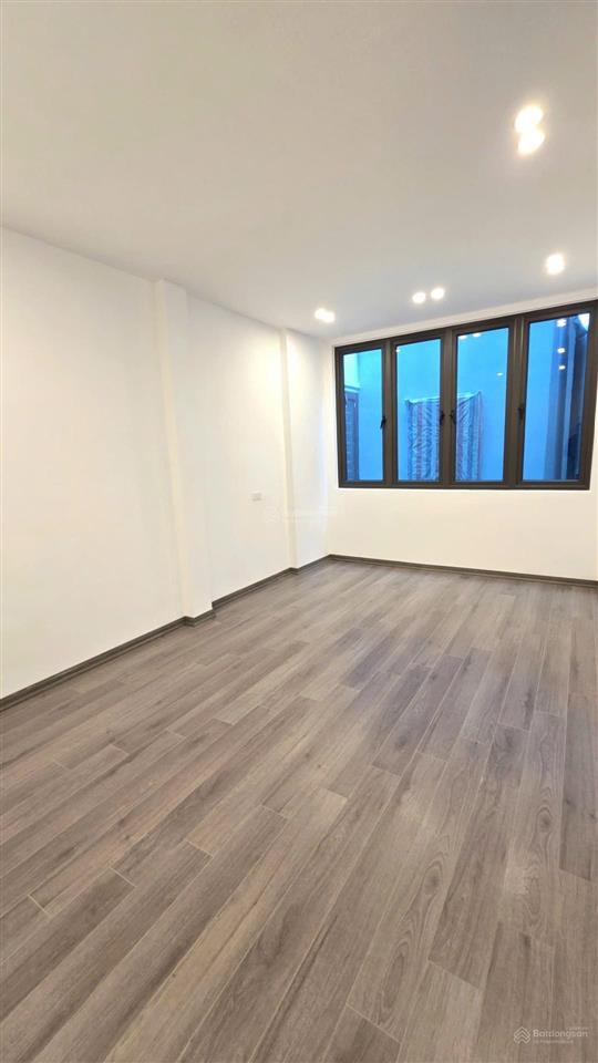 Chính chủ bán nhà triều khúc, ngõ nông, nhà full nội thất, vị trí trung tâm  hiếm nhà bán, 6.3 tỷ