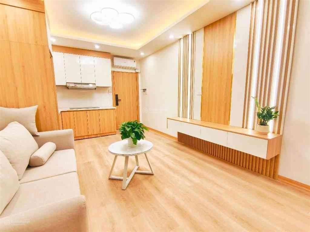 Chính chủ cần bán căn hộ tập thể 8/3, ô tô đỗ, sân chơi rộng, full nội thất, 4 ngủ chỉ 2,5 tỷ