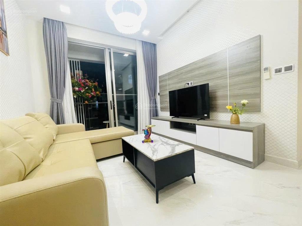 Cần bán nhanh căn hộ midtown m6 giá tốt nhất khu, giá bán 9.3 tỷ, 2pn, 90m2
