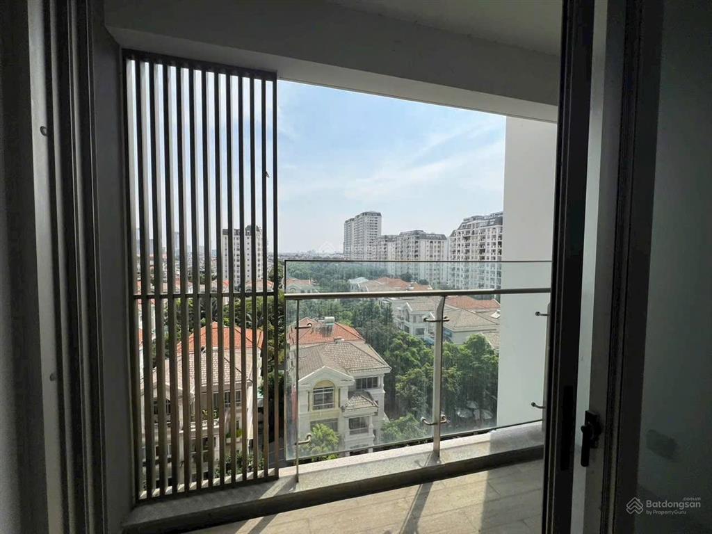 Cần bán midtown m7  the signature, giá bán 10.5 tỷ, 2pn, nội thất chủ đầu tư.