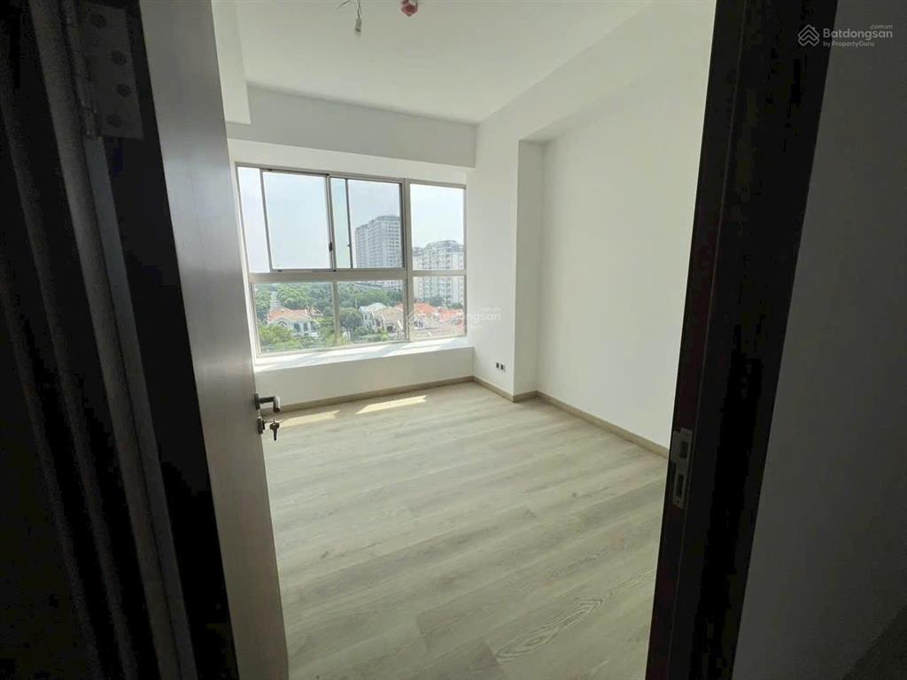 Cần bán midtown m7  the signature, giá bán 10.5 tỷ, 2pn, nội thất chủ đầu tư.