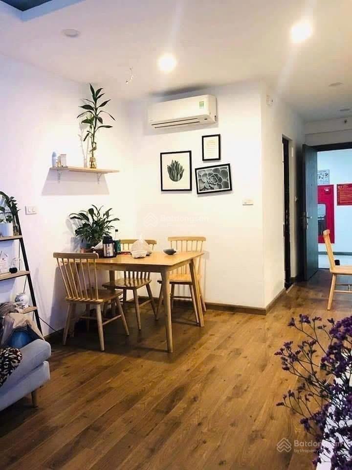 Bán căn hộ 60 nguyễn đức cảnh . dt 52m2 gồm 2 ngủ . giá chào 4,xxtỷ