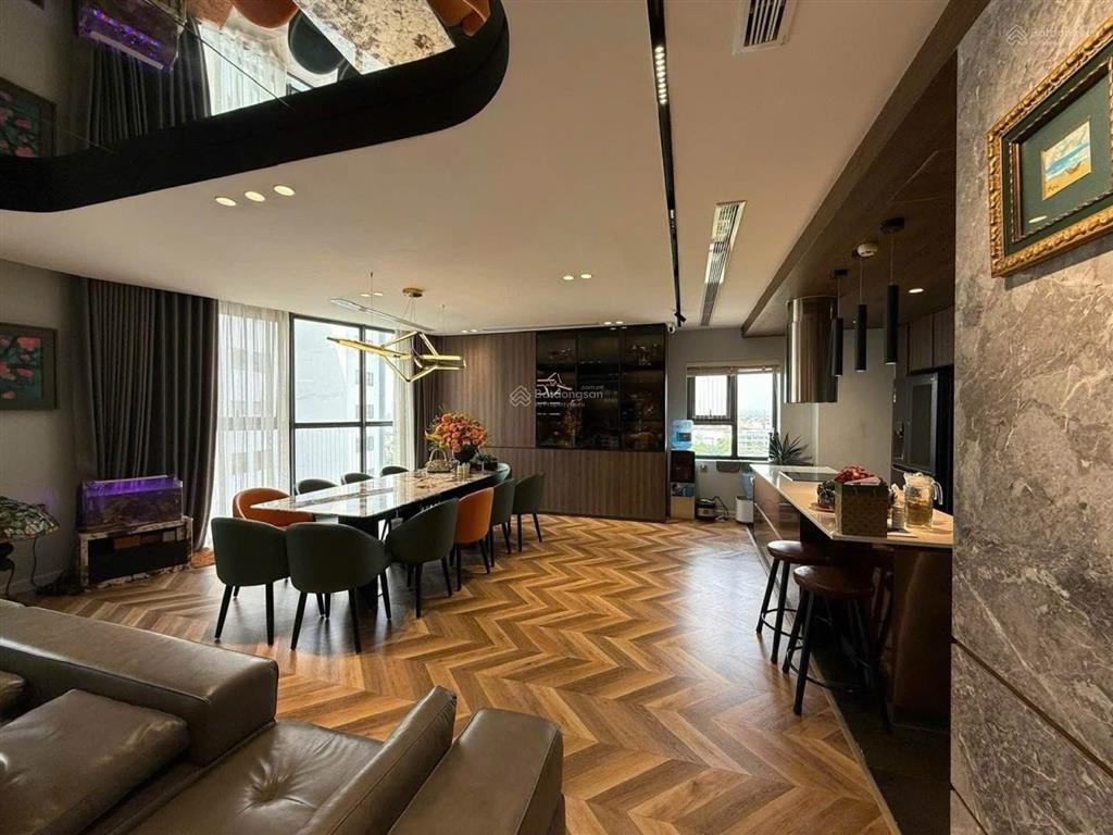 Bán chung cư nam đô  609 trương định. diện tích 110m2 gồm 3 ngủ. giá 7,** tỷ