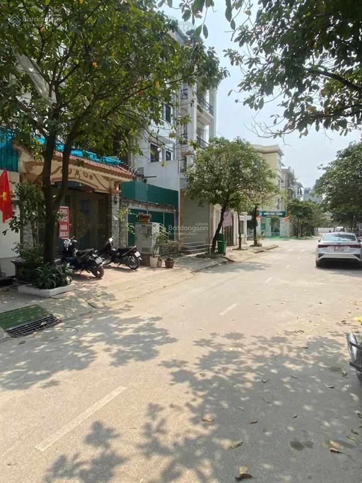 Bán nhà phân lô  ô tô vòng quanh  kinh doanh  tương lai sáng!!!