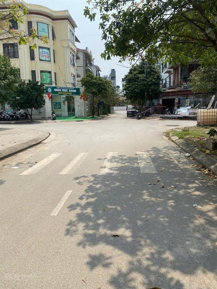 Bán nhà phân lô  ô tô vòng quanh  kinh doanh  tương lai sáng!!!