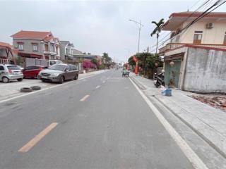 Siêu phẩm hàng hiếm mặt đg trục xã trung tâm xã tú sơn kinh doanh buôn bán .dt 100m2 ngang 4,75m ..