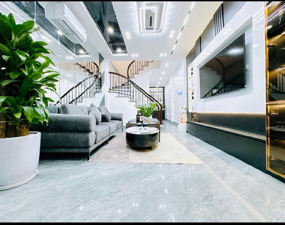 Bán nhà quyết tiến 50 m2 nhà 3 tầng giá 5,25 tỷ