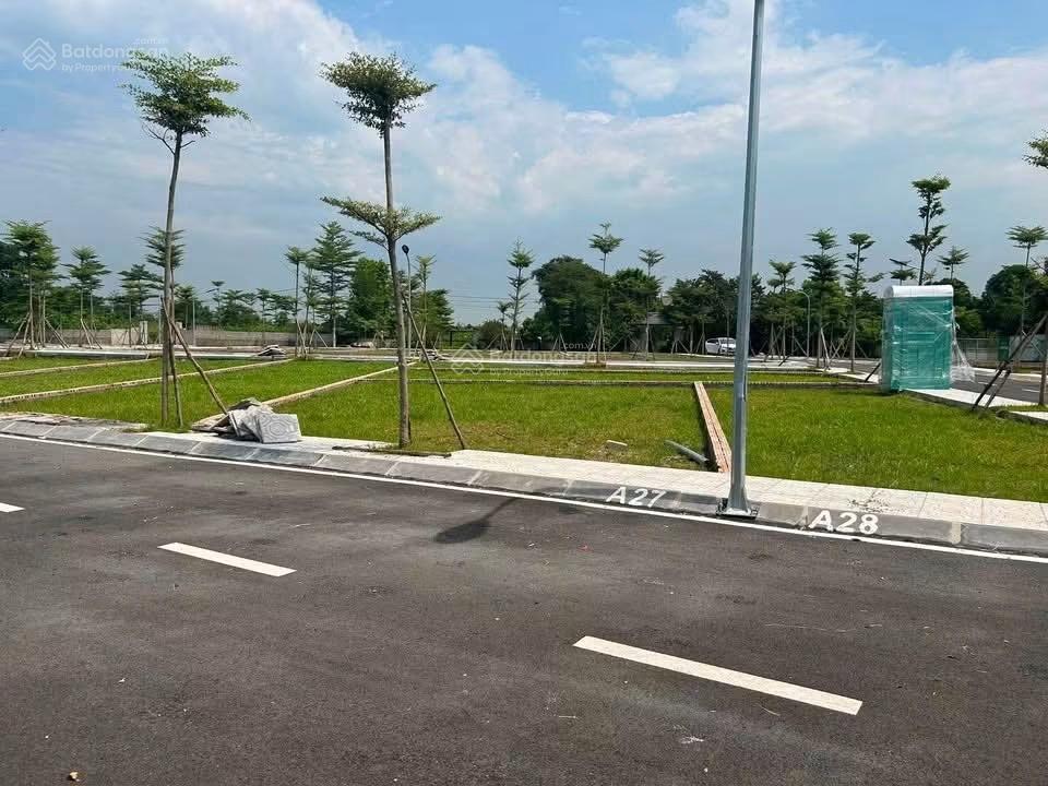 Bán đất gần trường đại học quốc gia 100 m2 giá 2 tỷ