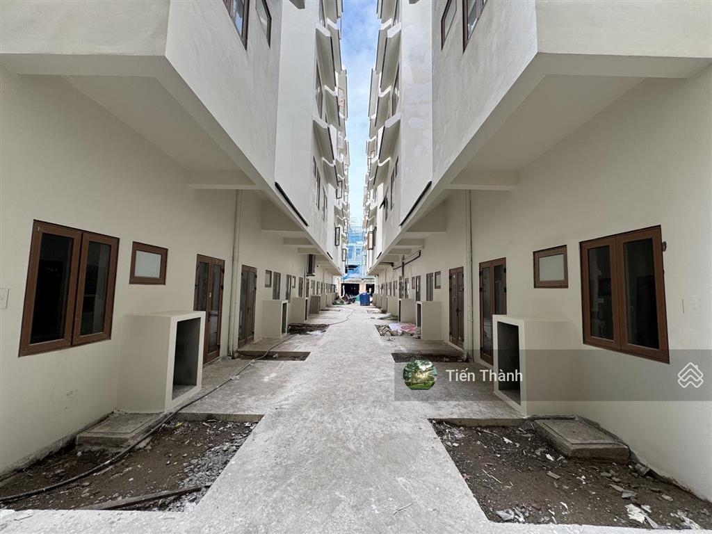 Bán lk47 hinode royal park đối diện sảnh chung cư với hơn 830 căn hộ  sổ đỏ sẵn sàng