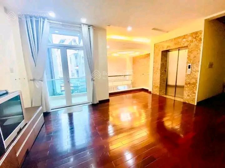 Gấp ! nhà hxh nguyễn văn đậu, dt 40m2, 3 tầng, giá chỉ 5 tỷ