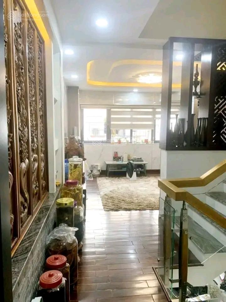 Gấp ! nhà hxh nguyễn văn đậu, dt 40m2, 3 tầng, giá chỉ 5 tỷ