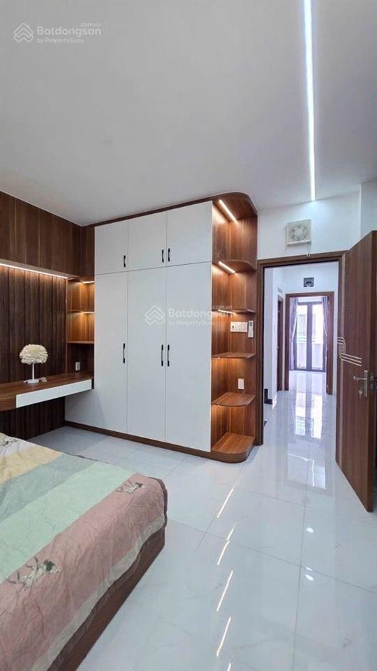 Bình tân  nhà mới 5 tầng (4x13m) 5pn  hẻm xe tải  gần bốn xã  giáp tân phú  chỉ 6.7 tỷ