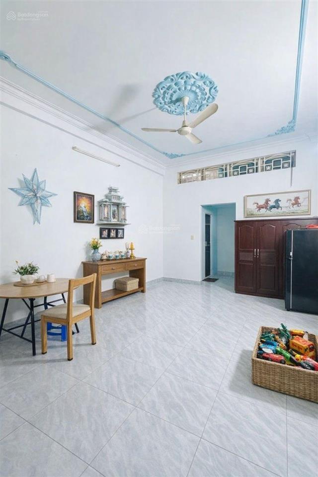 Nhà mt  gần  nhà thờ vành đai & đường số 7  đường 10m (4.5x20m) 4pn  ở và kd  chỉ 13 tỷ (tl)