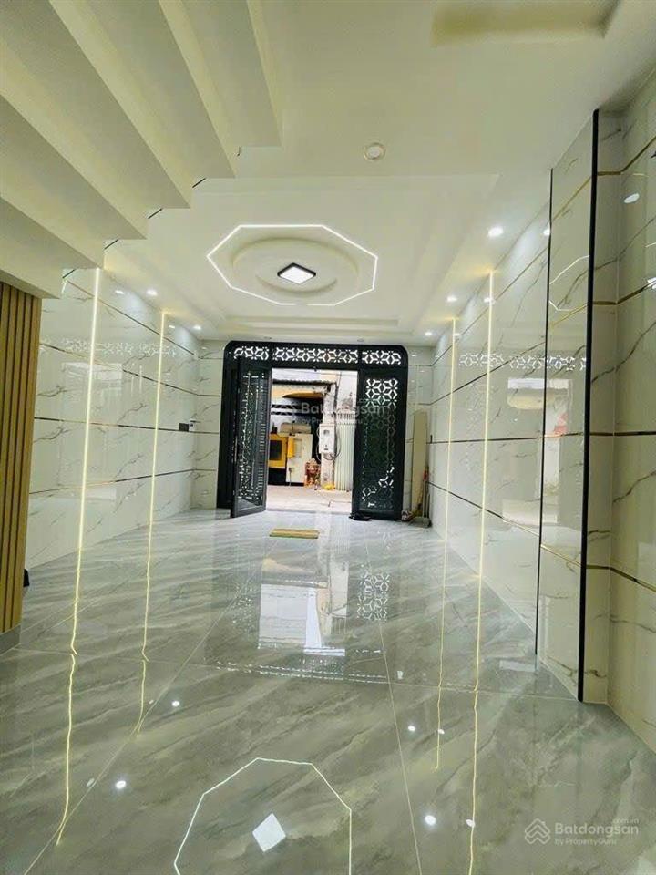 Nhà đẹp 5 tầng (4x14m) 4pn  gần chợ bình trị & tỉnh lộ 10  hxh 6m  tên lửa nối dài  chỉ 7.4 tỷ