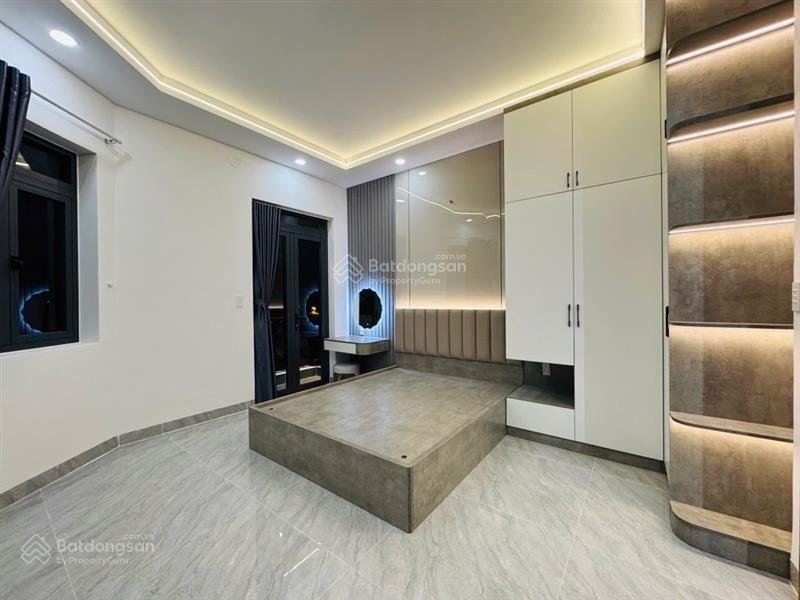 Nhà căn góc  5 tầng mã lò  đường nhựa 8m (4.1x13m) 5pn  tặng full nội thất cao cấp  chỉ 7.8 tỷ