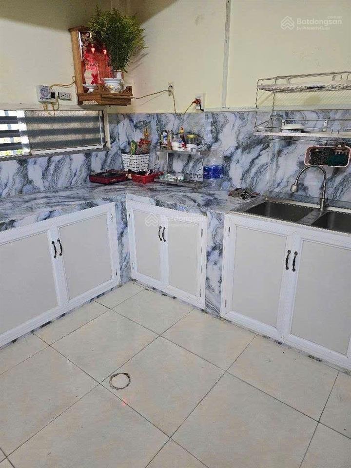 Nhà hẻm xe tải 6m  (4.5x18m)  72m2  hương lộ 2  bình trị đông  giáp tên lửa  giá chỉ5.6 tỷ
