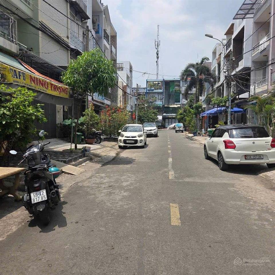 Mặt tiền kd khu tên lửa (4.5x20m) 4pn  4 tầng btct  đường 12m  đang cho thuê  chỉ 12.96 tỷ tl