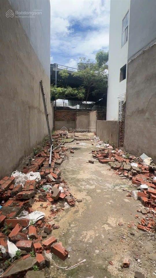 Bình tân  6.5 tỷ  (106m2) đất khu phân lô  bến lội  hẻm xe 6m hơi thông  4x27m 