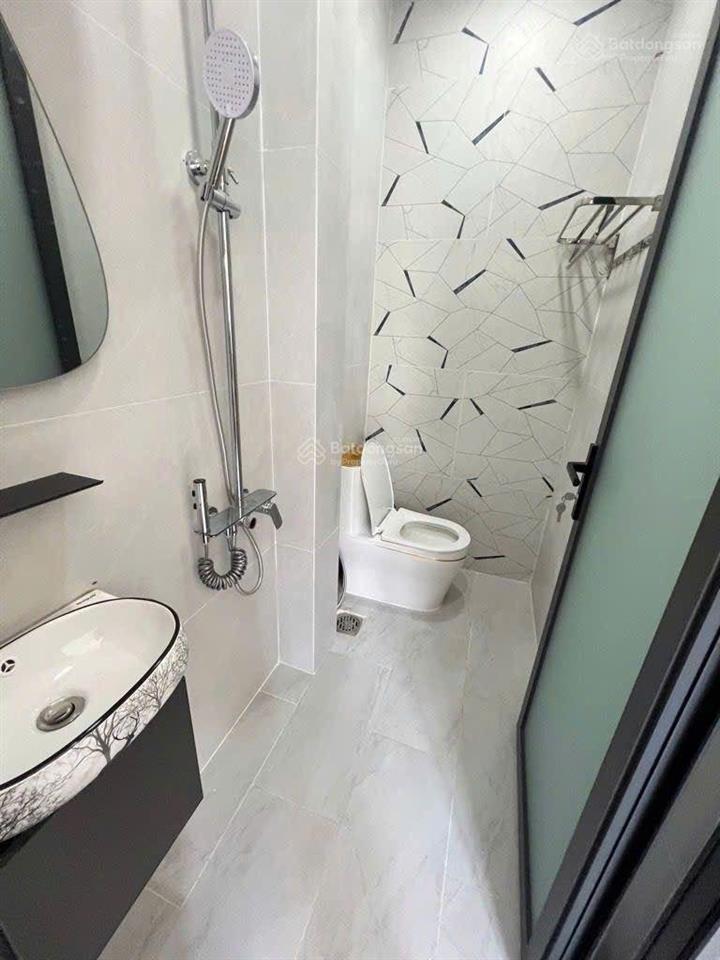 Căn nổi bật nhà 4 tầng  (5x11m)  4pn  lê đình cẩn  hẻm 6m  gần aeon mall  chỉ 6,5 tỷ (tl)