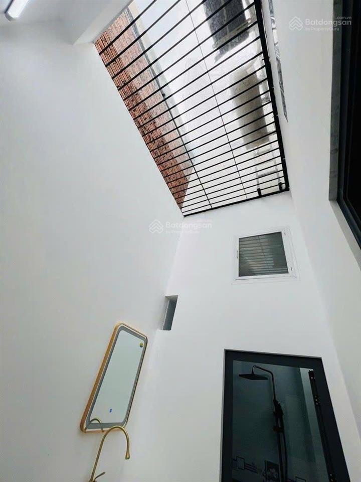Nhà mới hxt 6m thông  chiến lược  lê đình cẩn  shr vuông vức 2 tầng (4x17m) 70m2  chỉ 6.2 tỷ