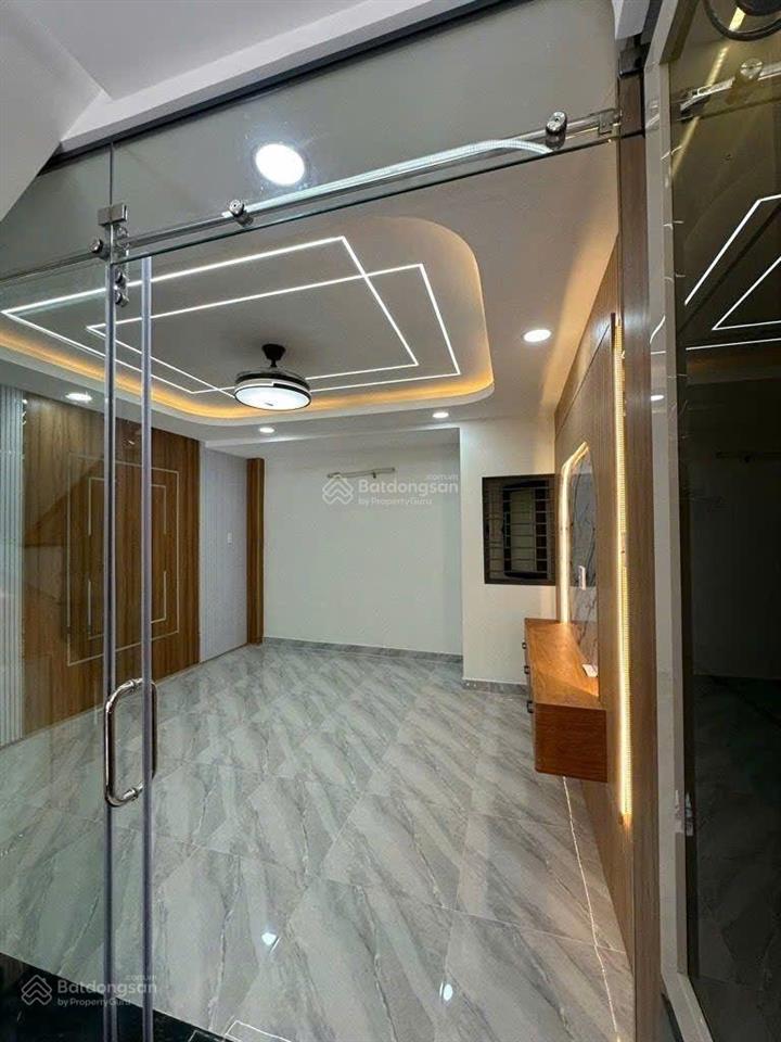Mã lò  bình tân  nhà 5 tầng  (4x13m)  5pn  hxh 7m  gần tân kỳ tân quý  chỉ 6.85 tỷ