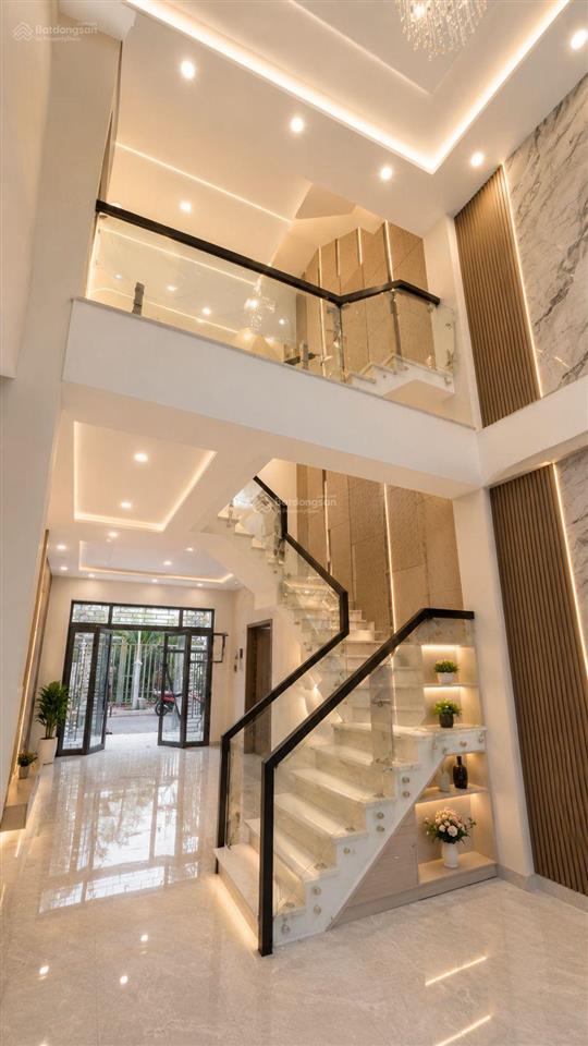Nhà tỉnh lộ l10  tân tạo  4 tầng  51m2  (4.3x12m) 3pn  hxh 6m  full nội thất  chỉ 5.7 tỷ
