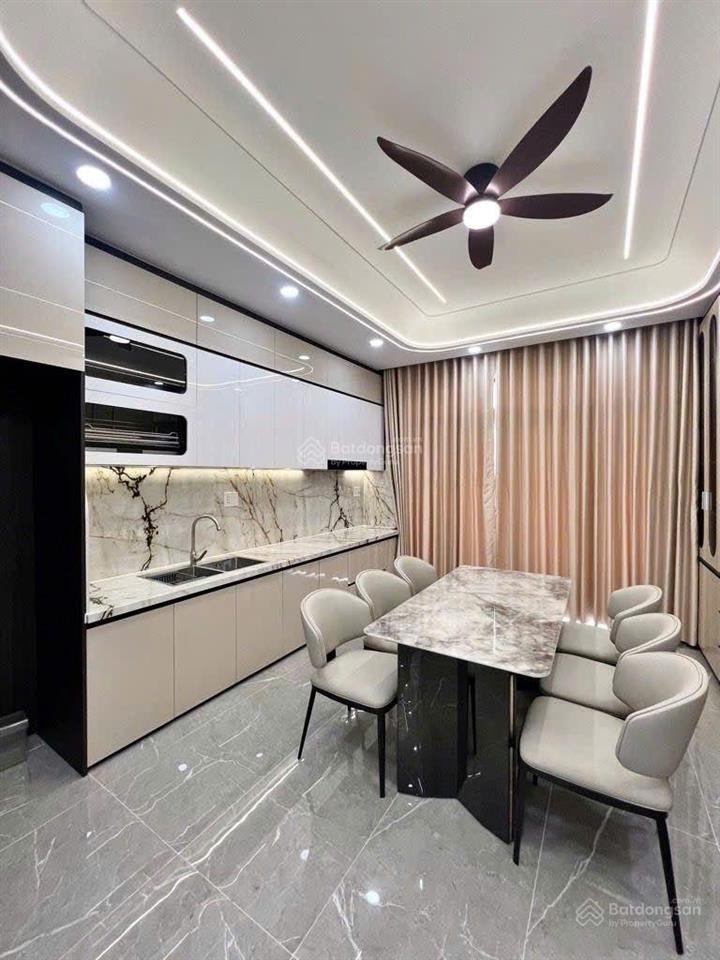 Tây lân  bình tân  5 tầng  (4x14m)  4pn  full nội thất  đường 12m tây lân  chỉ 7,79 tỷ