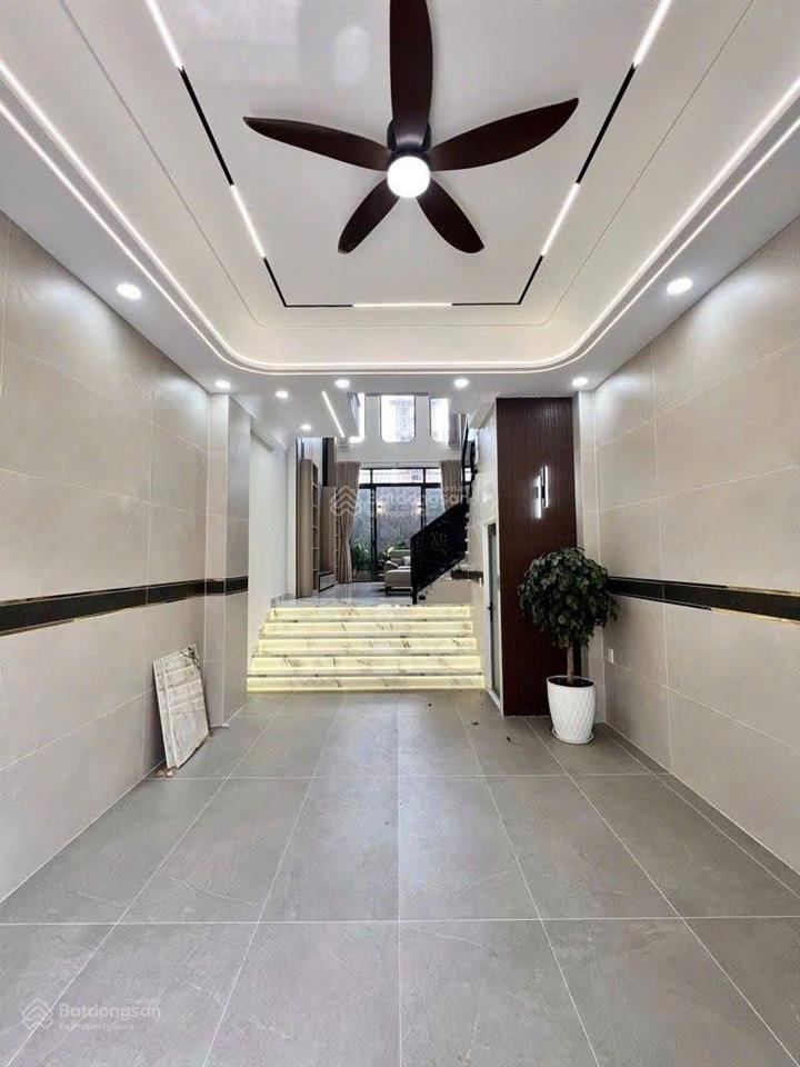 Tây lân  bình tân  5 tầng  (4x14m)  4pn  full nội thất  đường 12m tây lân  chỉ 7,79 tỷ