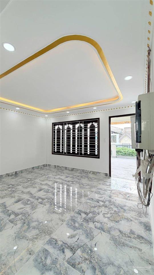 Khu tên lửa  nhà mtkd (4.5x20m) 4 tầng  4pn  đường 20m  gần nhà thờ vành đai trong chỉ15.98tỷ