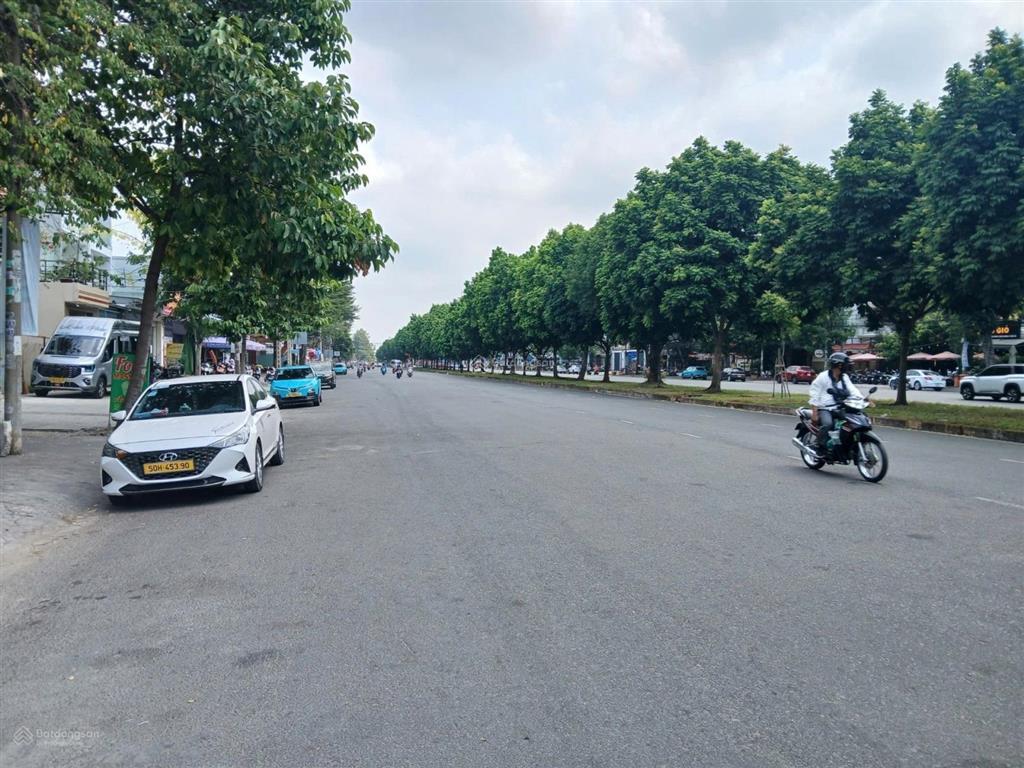Nhà mt kinh doanh sầm uất  khu tên lửa  vành đai trong  4 tầng  (4x22m) 4pn  giá 16,99 tỷ 