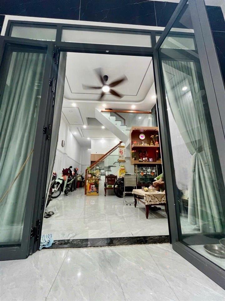 Nhà 2 tầng  (4.4x14m)  3pn  bình trị đông  gần hương lộ 2  giáp quận 6  chỉ 5.15 tỷ