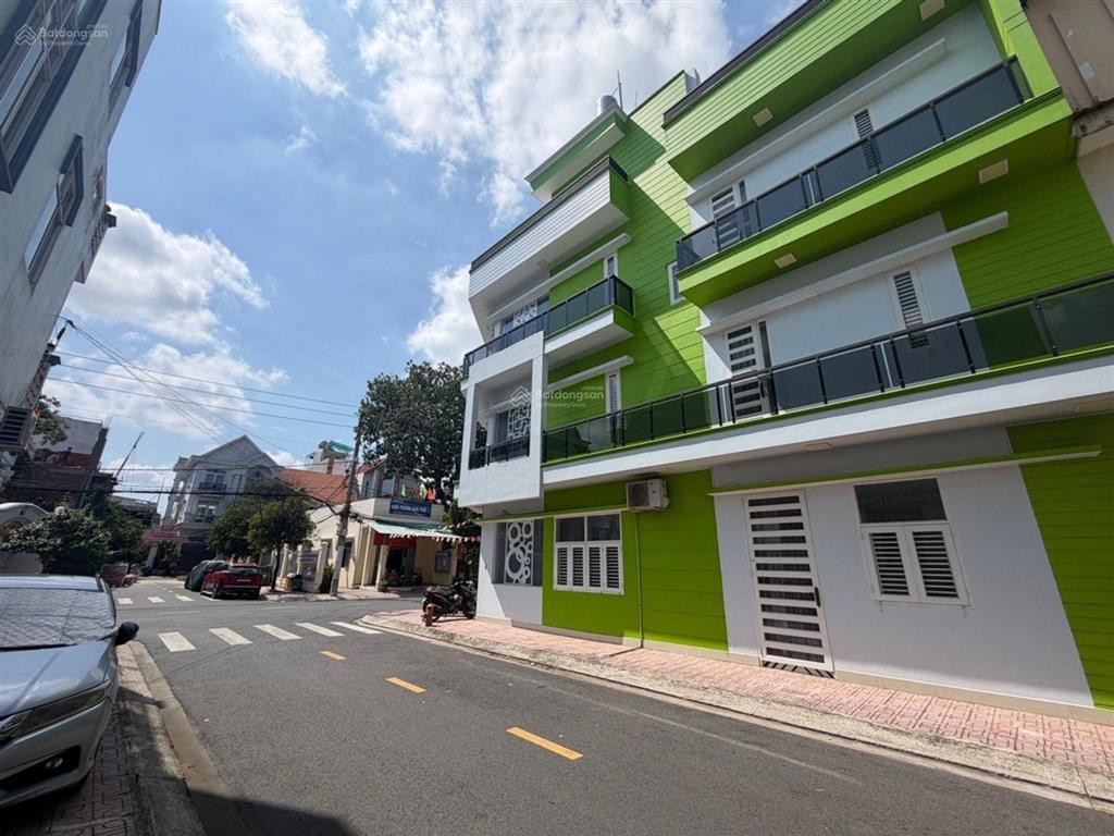 Chỉ 10.49 tỷ  căn góc 2 mt khu tên lửa  view công viên  nhà mới 4 tầng (4x15.5m) 4pn  gần aeon