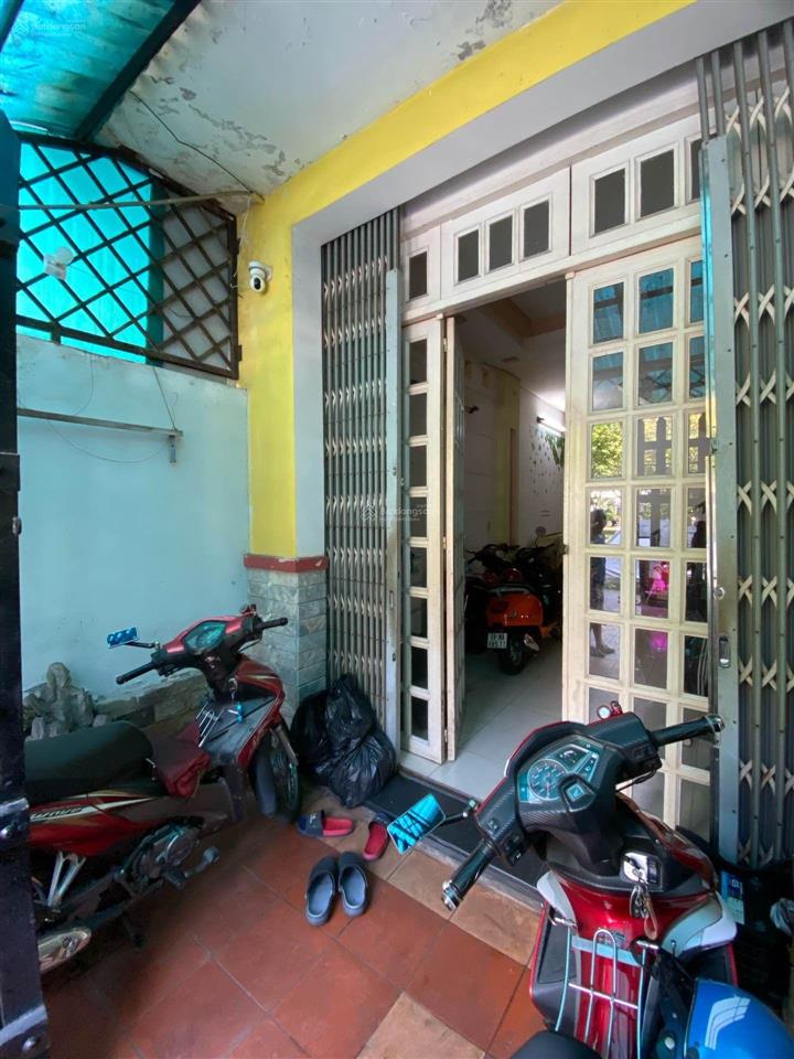 Nhà mặt tiền  khu tên lửa  view công viên  gần aeon mail  3 tầng  (4x20m)  4pn  chỉ 10.7 tỷ