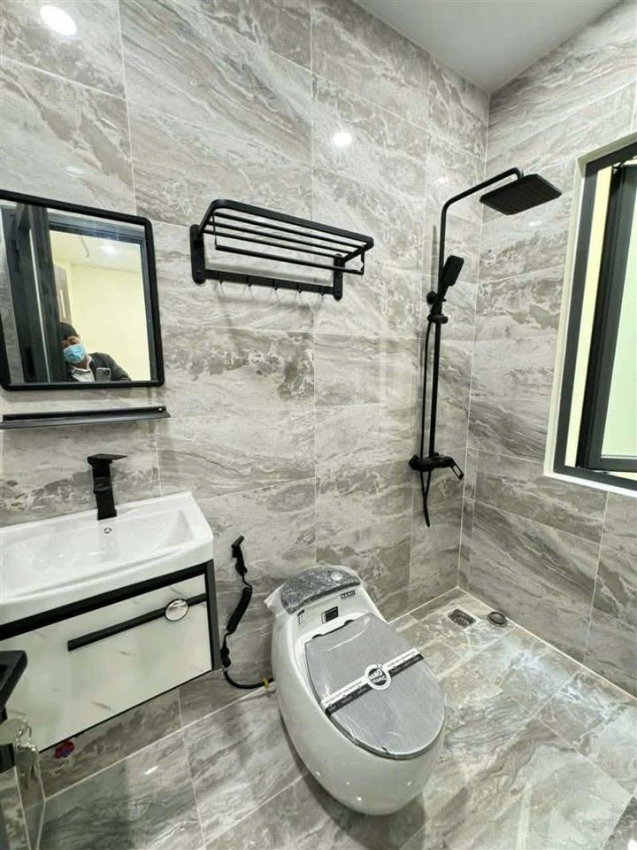 Nhà 4 tầng hẻm nhựa 8m  4 tầng (4x16m)  4pn  khu phân lô  liên khu 45  chỉ 6,79 tỷ (tl)