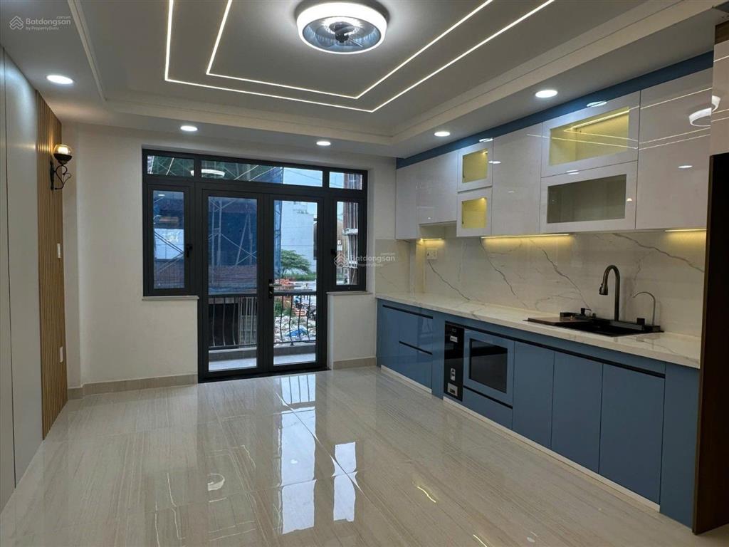 Tây lân  gần hương lộ 2  4 tầng  (4x18m)  4pn  thang máy 450kg  hxh 8m thông  chỉ 7.4 tỷ