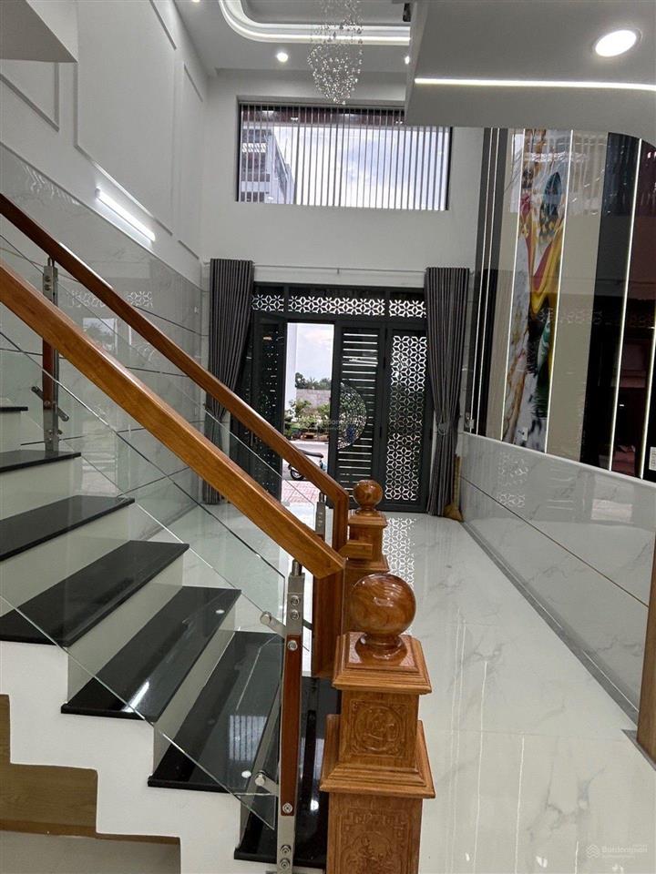 Nhà 5 tầng  tây lân  (4x13m)  4pn  đường 12m  hương lộ 2 nối dài  gần bv  chợ  chỉ 7.29 tỷ