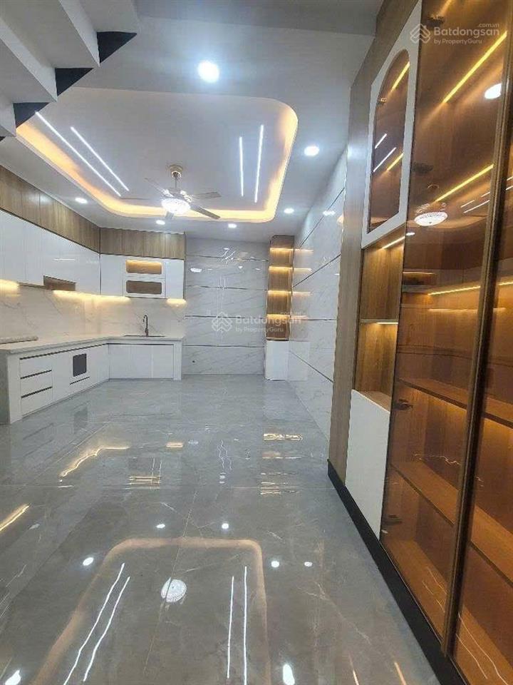 Nhà 5 tầng mới  mã lò hẻm xe hơi  gần bv bình tân  khu đồng bộ  (4.3x13m) 6pn  chỉ 7.98 tỷ