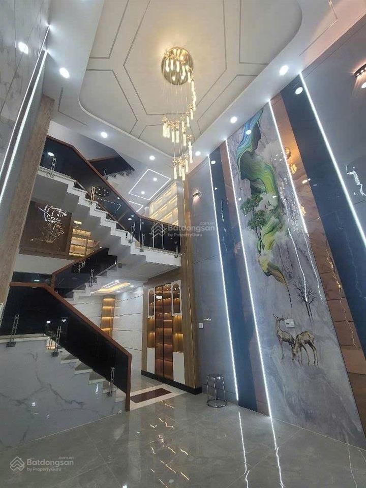 Nhà 5 tầng mới  mã lò hẻm xe hơi  gần bv bình tân  khu đồng bộ  (4.3x13m) 6pn  chỉ 7.98 tỷ