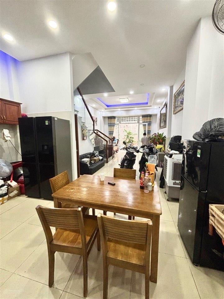 Nhà hẻm ô tô hương lộ 2  (60m2) ngang 5m  4 tầng  hẻm 8m  sát mặt tiền  gần chợ  chỉ7.5 tỷ
