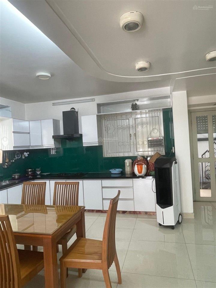 Biệt thự khu tên lửa  ao sen  (10x20m)  4 pn  hầm 3 lầu  sát aeon mail bình tân  giá 28 tỷ