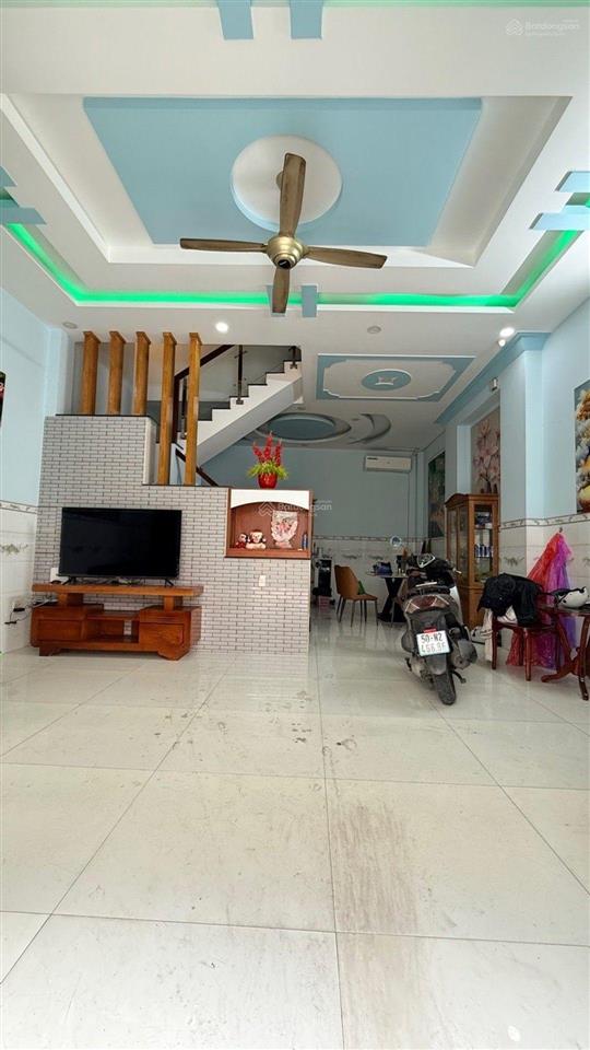 Bến lội  nhà 4 tầng  ngang 5,7m  6pn  khu dân cư đồng bộ  cạnh kênh tham lương  chỉ 6.1 tỷ